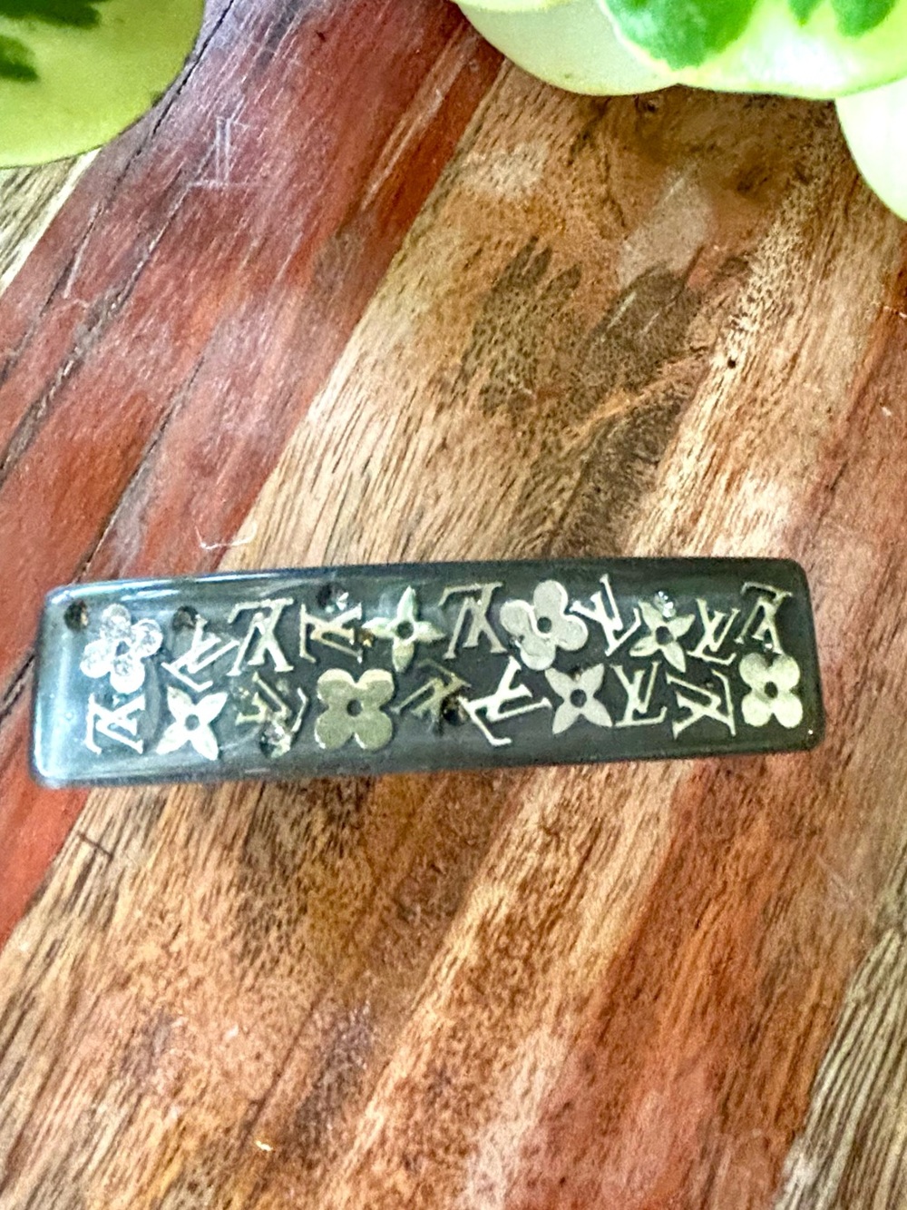 Louis Vuitton Vintage Thick Resin Silver Monogram Flower Inclusion Hair Barrette